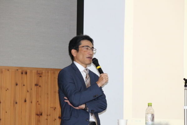 日本銀行那覇支店 小島支店長を迎えた講演会を開催