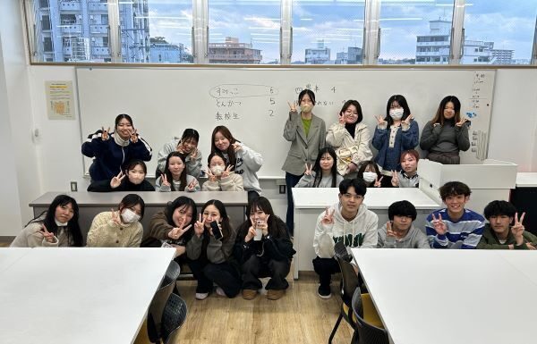 『沖縄関連本の紹介＆ビブリオバトル』荒木裕子ゼミ