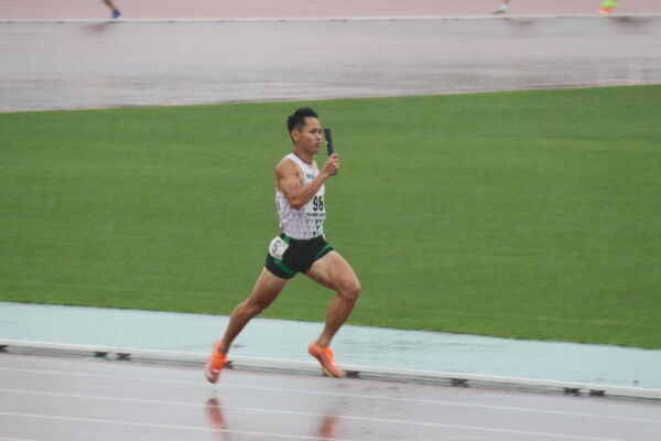 陸上競技部 国体記念記録会兼国スポ選考会で4×100mRで優勝！（その他部活情報）
