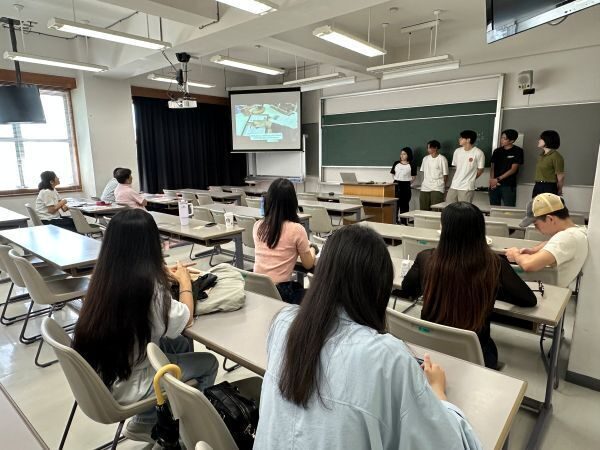 『那覇の魅力を配信！前期のゼミ活動を那覇市観光協会のかたへ報告』末吉ゼミ